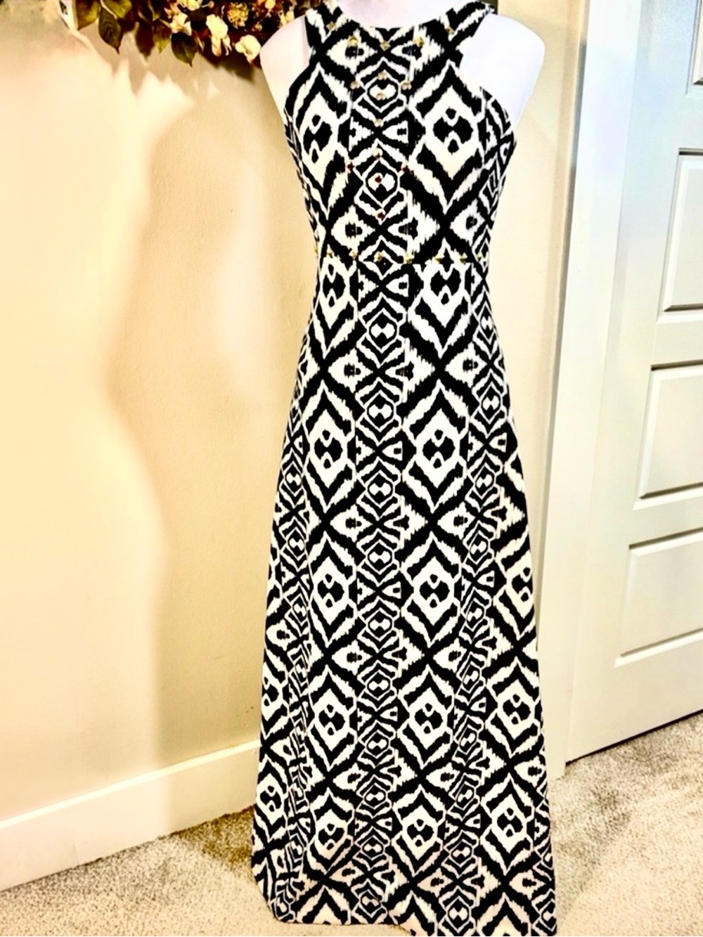 💥Belle Badgley Mischka Ikat Studded Halter Maxi Dress Black Ivory Sz 2💛